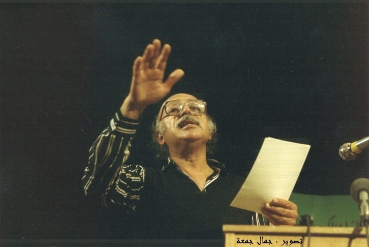 مظفّر النوّاب وجدار بريخت