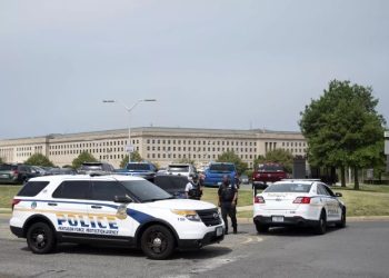 مقتل فتى وإصابة 3 آخرين بينهم ضابط شرطة إثر إطلاق نار في واشنطن