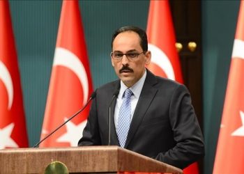 أنقرة تعلن عن اتصالات استخباراتية دورية مع دمشق