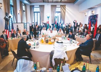 انعقاد أولى اجتماعات “لقاء النقب” في البحرين بين “إسرائيل” والدول المطبعة