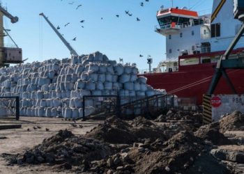 أوكرانيا ونفوذ النقود العالمي