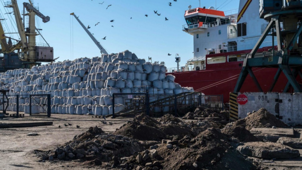 أوكرانيا ونفوذ النقود العالمي