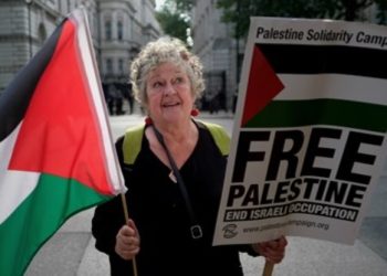 لماذا لا يريدك الإعلام الغربي أن تقرأ كلمة فلسطين؟