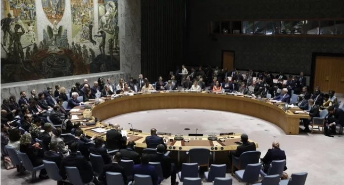 روسيا تدعو مجلس الأمن الدولي لعقد اجتماع حول “النازية الجديدة” في أوكرانيا