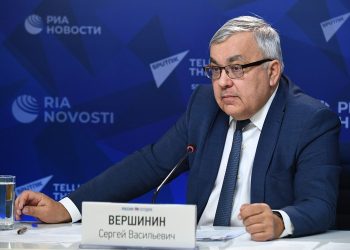 روسيا تبحث عن منصة محايدة بدلاً من جنيف لاجتماعات اللجنة الدستورية السورية