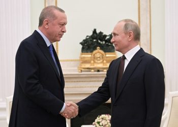 إعلام تركي: إردوغان والأسد قد يجريان محادثات باقتراح من بوتين