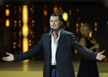 العراق يؤكد أنه سيتخذ إجراء بحق سفيره لدى الأردن بعد صور أثارت جدلا واسعا مع الفنان راغب علامة