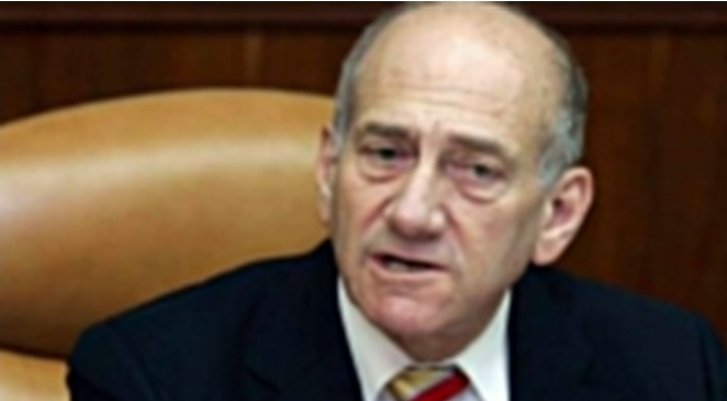 أولمرت يؤكد عدم امتلاك الخيار العسكري ضدّ إيران ويعتبر نتنياهو خطر استراتيجي على إسرائيل