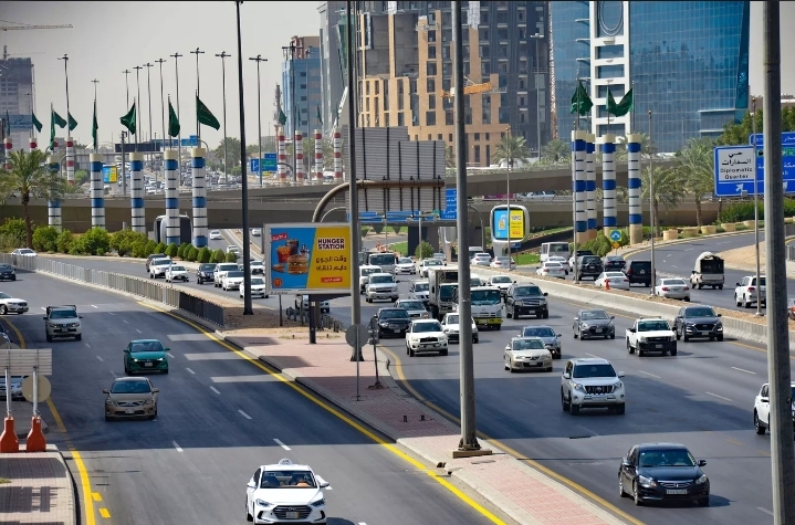 مواطن سعودي يرصد مكافأة مليون ريال لمن يعثر على شقيقه المفقود..