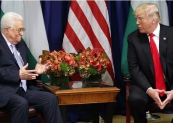 كوشنر يشرح لماذا غضب ترامب من محمود عباس وصرخ به “هل أنت مجنون؟”