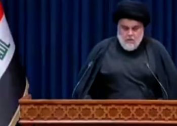 الصدر يمهل مؤيديه 60 دقيقة للانسحاب من الشارع ومن الاعتصام أمام البرلمان