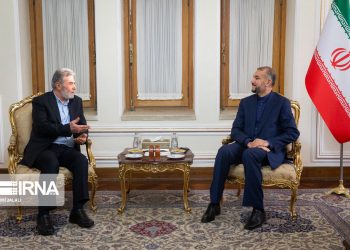 عبد اللهيان يلتقي نخالة: تأكيد على الاستمرار في دعم قضية تحرير فلسطين