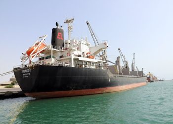 صنعاء: التحالف السعودي يحتجز سفينة وقود جديدة