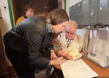 إقليم دونباس وعدد من المناطق المحررة يبدؤون التصويت في استفتاء الانضمام إلى روسيا