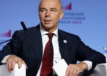 سيلوانوف: السيادة المالية لروسيا تقوم على العيش في حدود الإمكانيات