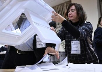 بدء عملية فرز الأصوات بعد إغلاق مراكز التصويت في دونباس و المناطق المحررة