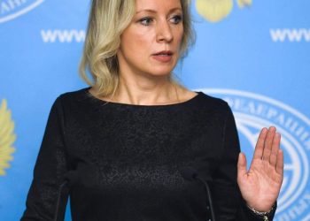 زاخاروفا: رفض الاتحاد الأوروبي التوصل إلى توافق في الآراء سينهي وحدته