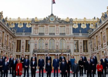 دليل مطلق على أن قادة الاتحاد الأوروبي مسؤولون عن ارتفاع أسعار الوقود في أوروبا