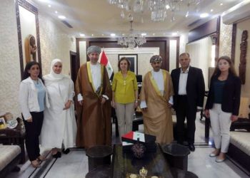 مباحثات حول إعارة قطع أثرية سورية تضررت أثناء الحرب لترمم وتعرض في سلطنة عمان