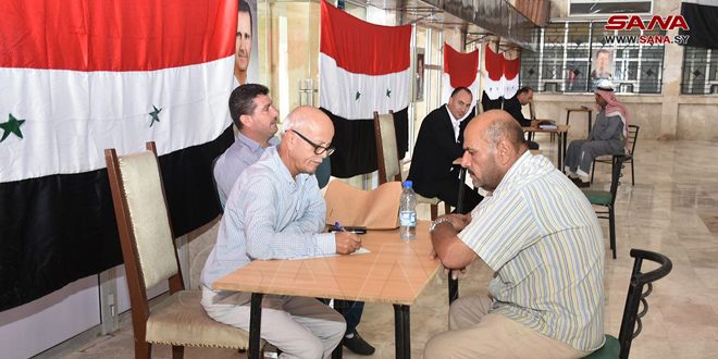 سورية .. تسوية أوضاع العشرات من المطلوبين المدنيين والعسكريين الفارين في مدينة حماة