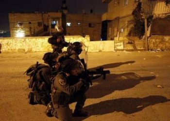 عقب استشهاد عدي التميمي.. الضفة تنتفض عن بكرة أبيها وسط مواجهات شاملة الاحتلال