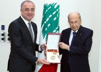 لبنان: الرئيس عون منح الرئيس بو صعب وسام الارز الوطني واطلع منه على ترتيبات ترسيم الحدود البحرية وزيارة هوكشتاين