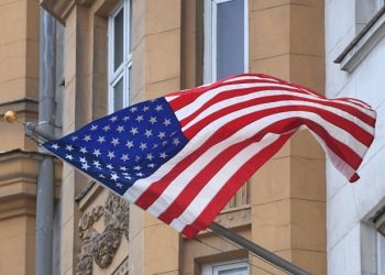 موقع أميركي: الدبلوماسية الأميركية تعاني عجزاً غير مسبوق.. ما أسباب ذلك؟