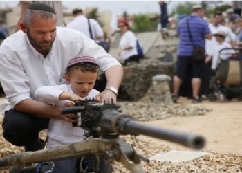 عمليات تجميل مدفوعة الثمن لمحو جرم الخيانة – بقلم عامر التّل