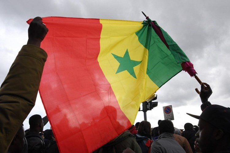 السنغال: السجن 6 أشهر لنائبين في البرلمان بتهمة ضرب زميلة لهما