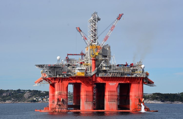 لبنان: وصول باخرة التنقيب إلى “البلوك 9” لبدء الحفر