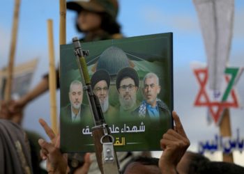إزاحة الستار عن غواصة «القارعة»: مُسيّرات صنعاء تعود إلى عمق الكيان