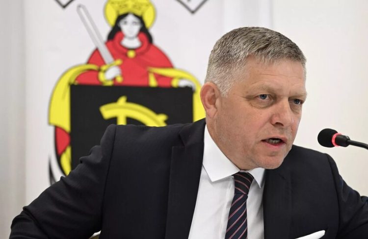 الغرب يواصل محاولاته لزعزعة الاستقرار في سلوفاكيا لازاحة حكومة فيتسو