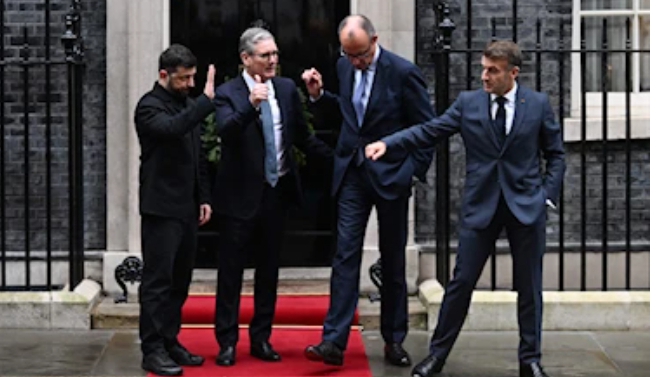 الأوروبيون يسابقون الإنذار «الترامبي»: ورشةٌ دبلوماسية – اقتصادية لاستنقاذ كييف ـ سعيد محمد