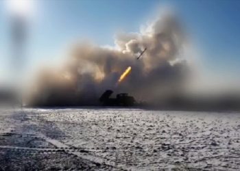 الدفاع الروسية: ضرب مواقع طاقة يستخدمها الجيش الأوكراني وتدمير زورق مسير في البحر الأسود