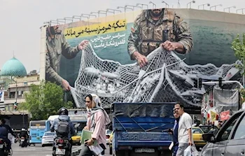 بدء هجمات على سفن «هرمز»: إيران تعيد رسم المعادلة البحرية