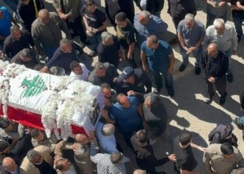 لبنان: الجسم الإعلامي وأهالي الجنوب يشيعون الشهيدة آمال خليل في البيسارية