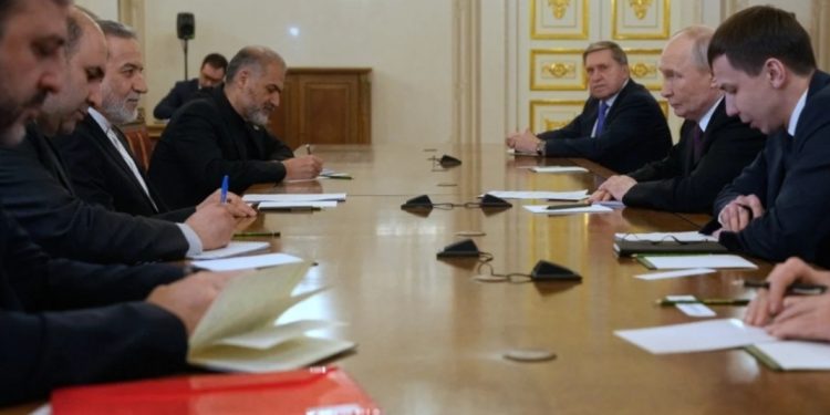 بوتين لعراقتشي: سنبذل كل ما يلزم لمصلحة إيران وضمان السلام في المنطقة