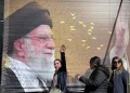 مخاوف من ردّ إيراني «بلا حدود»: ترامب «يهرب» من جولة تصعيد جديدة